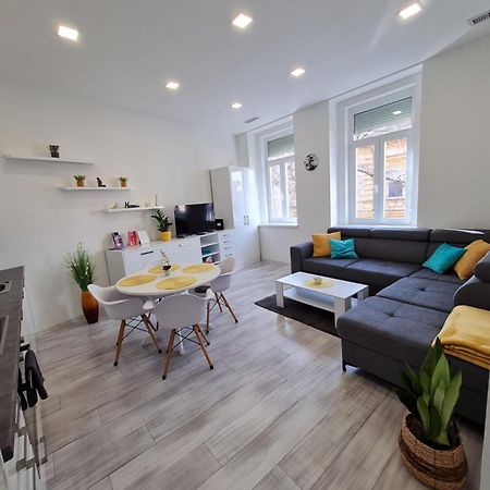 Napfeny Apartman Szeged Exterior photo